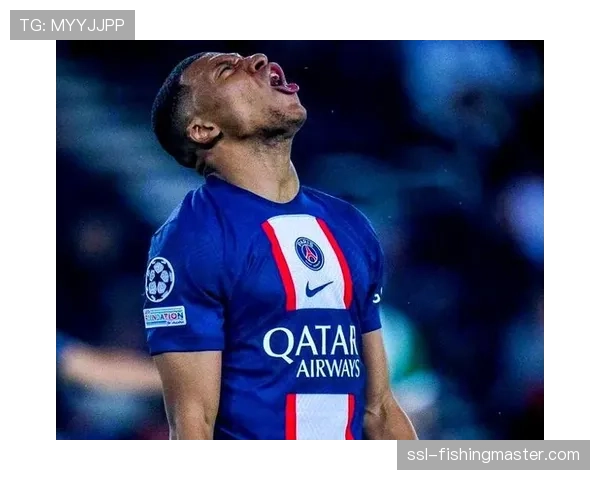 姆巴佩被迫承担回撤组织任务，射门次数减少对巴黎进攻的影响